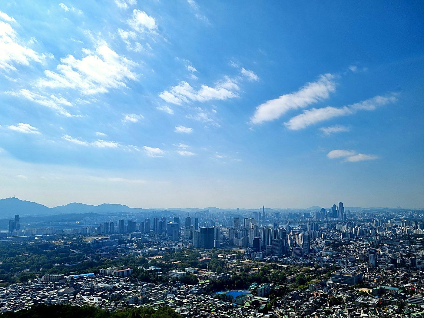 동쪽 하늘